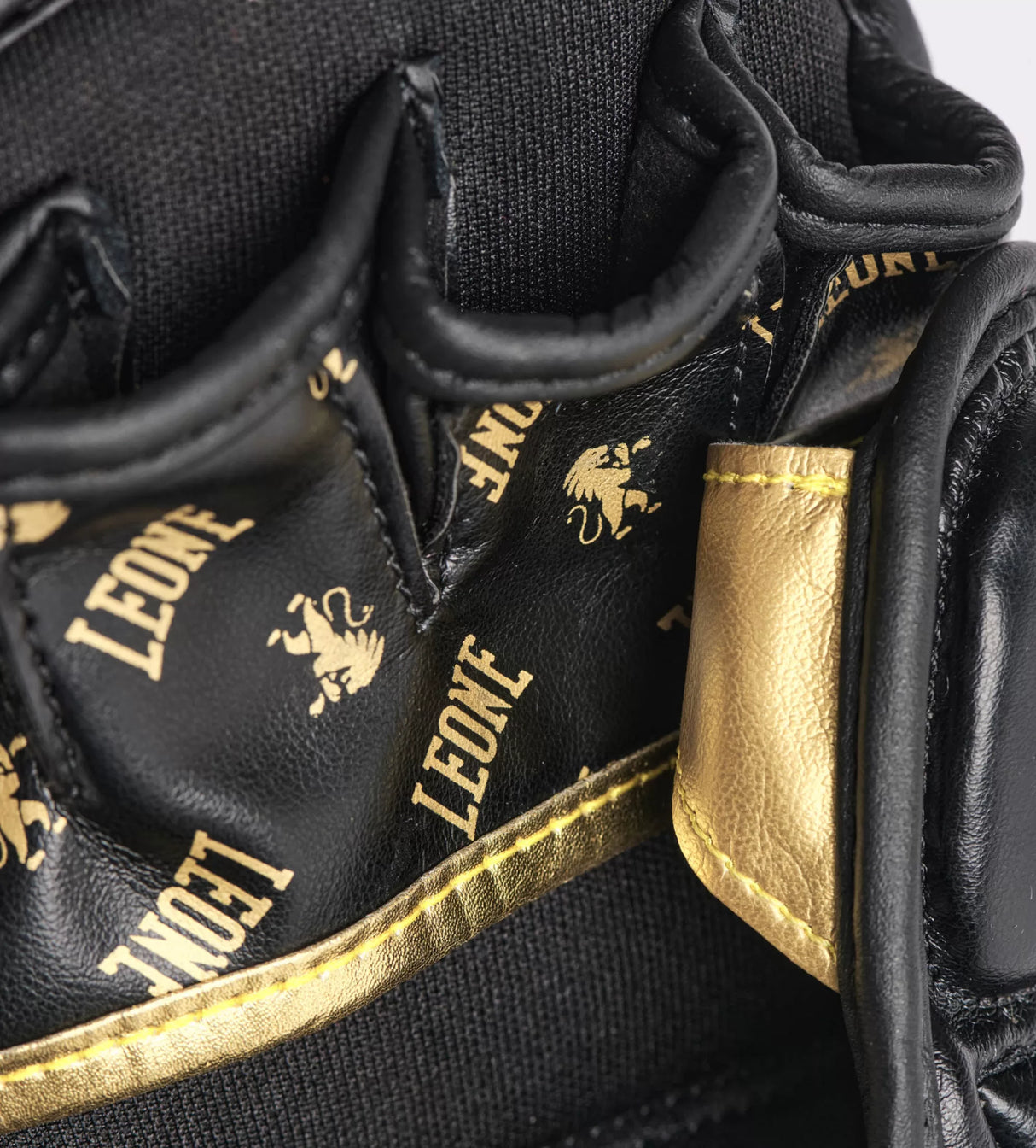 Leone 1947 GP144 DNA Black MMA Gloves