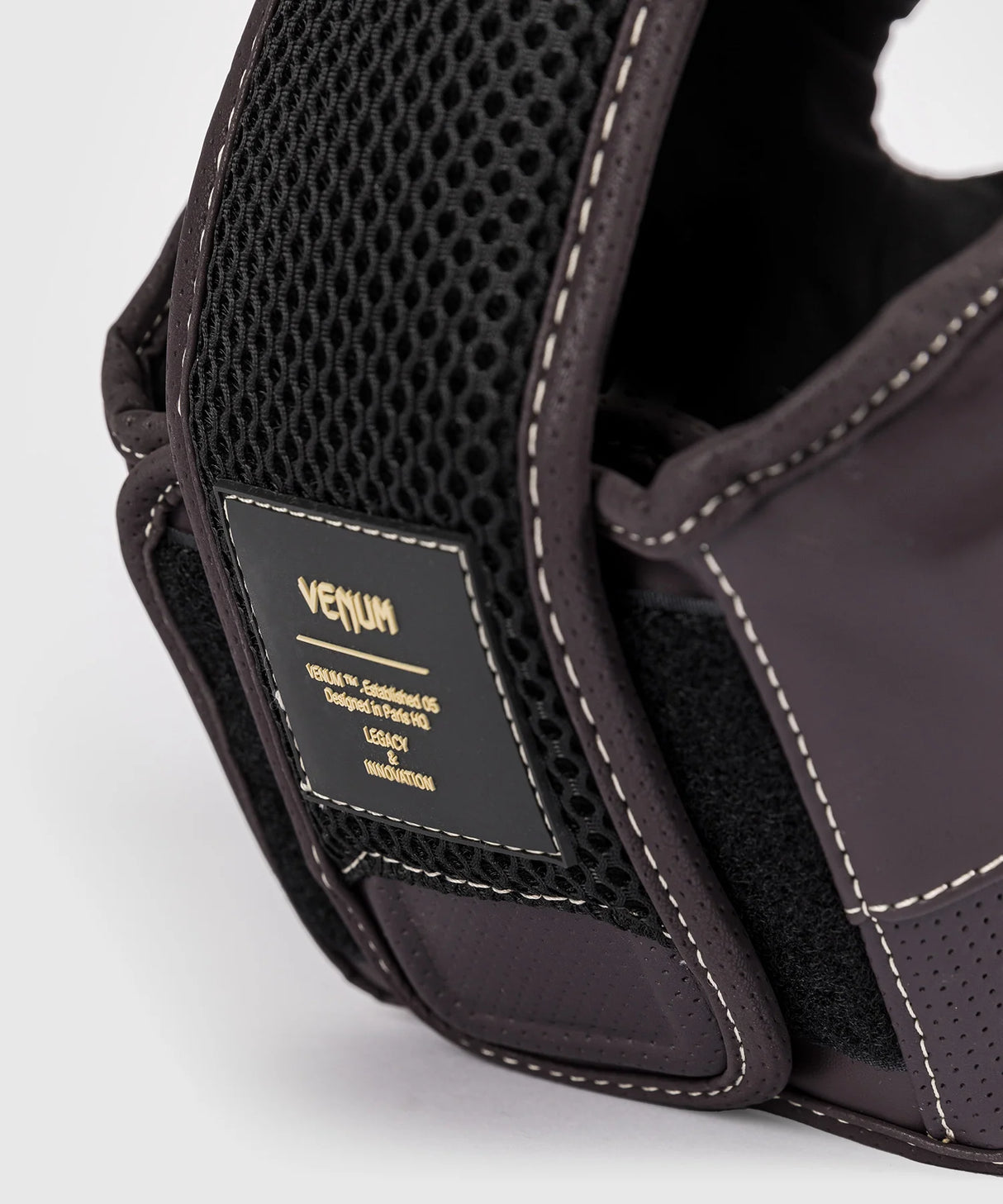 Venum Impact Chocolate Čelada