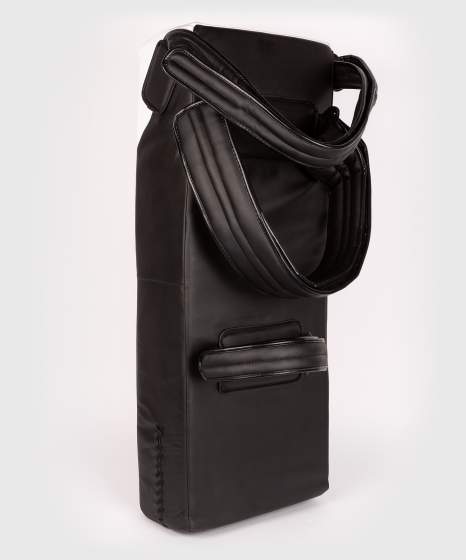 Venum Satchel Black/White Ščit fokuser