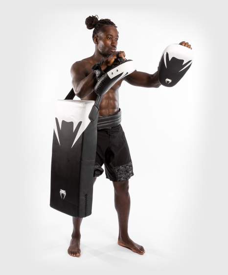 Venum Satchel Black/White Ščit fokuser