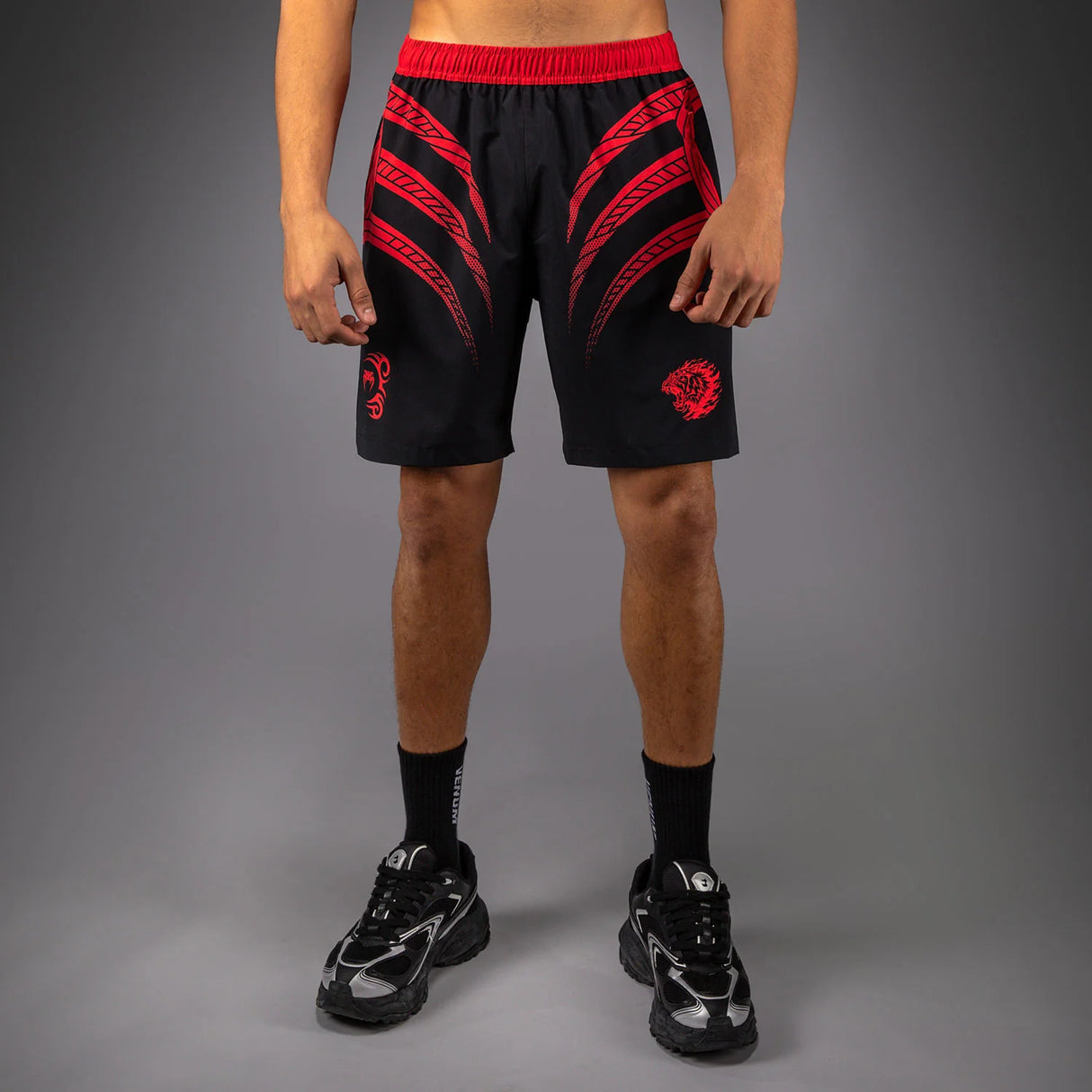 Venum x Mike Tyson Tiger Deep Black/Intense Red Kratke Hlače Za Trening