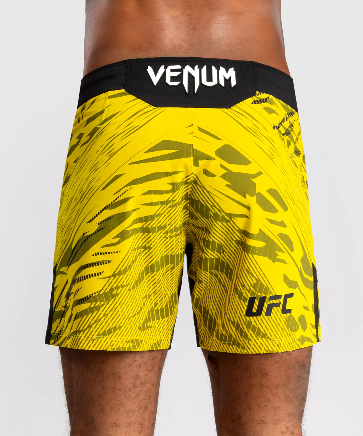 UFC Fusion by Venum Authentic Fight Night Men’s Short Fit Yellow Hlačke za MMA