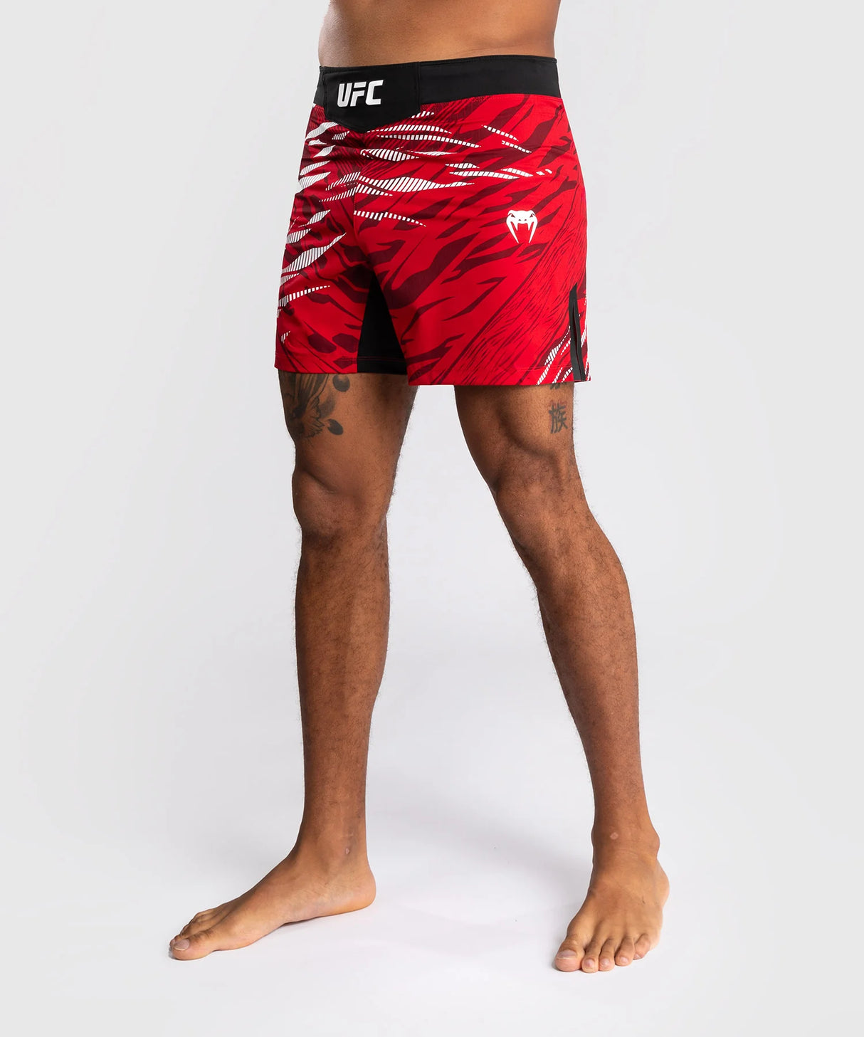 UFC Fusion by Venum Authentic Fight Night Men’s Short Fit Red Hlačke za MMA