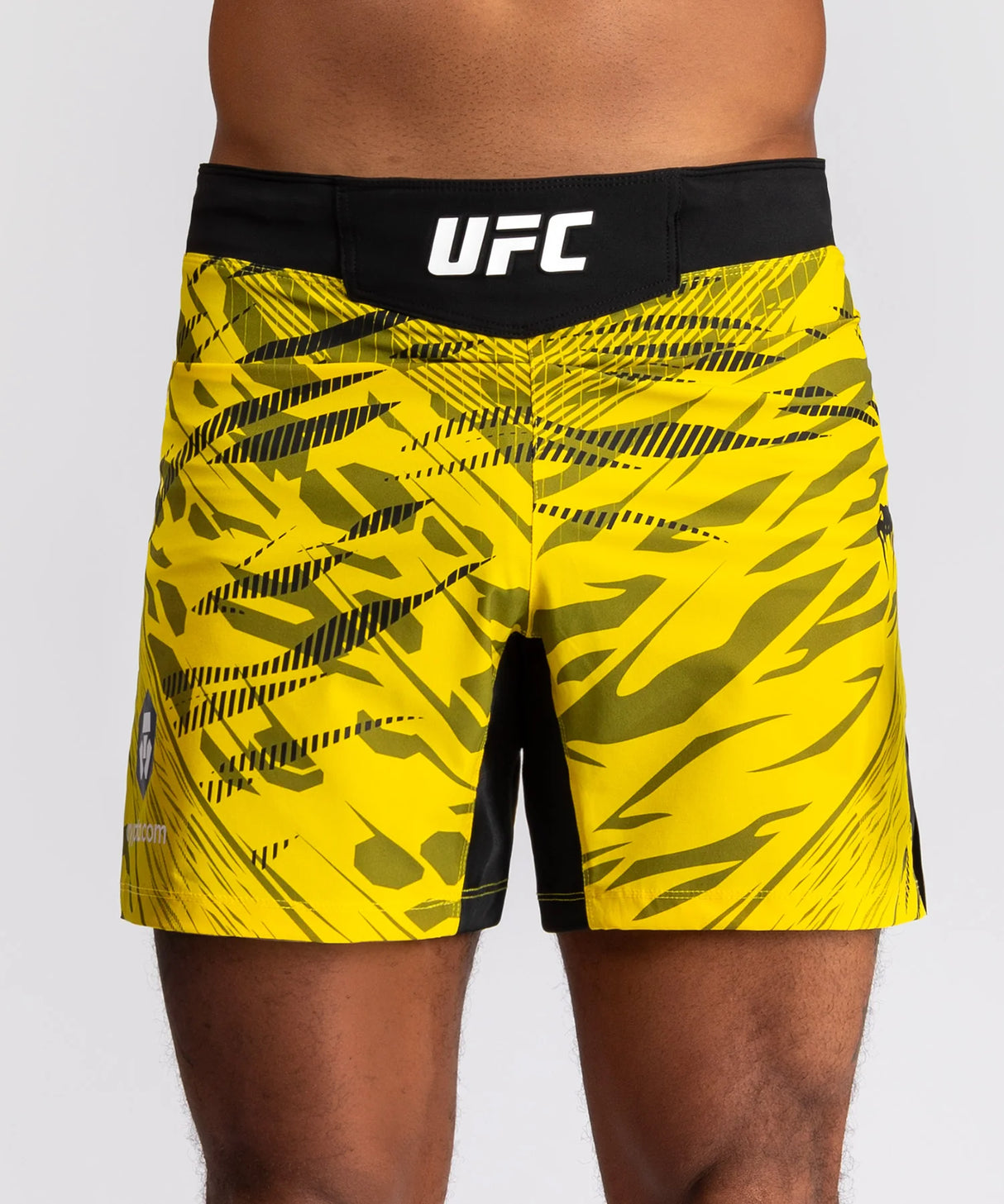 UFC Fusion by Venum Authentic Fight Night Men’s Short Fit Yellow Hlačke za MMA