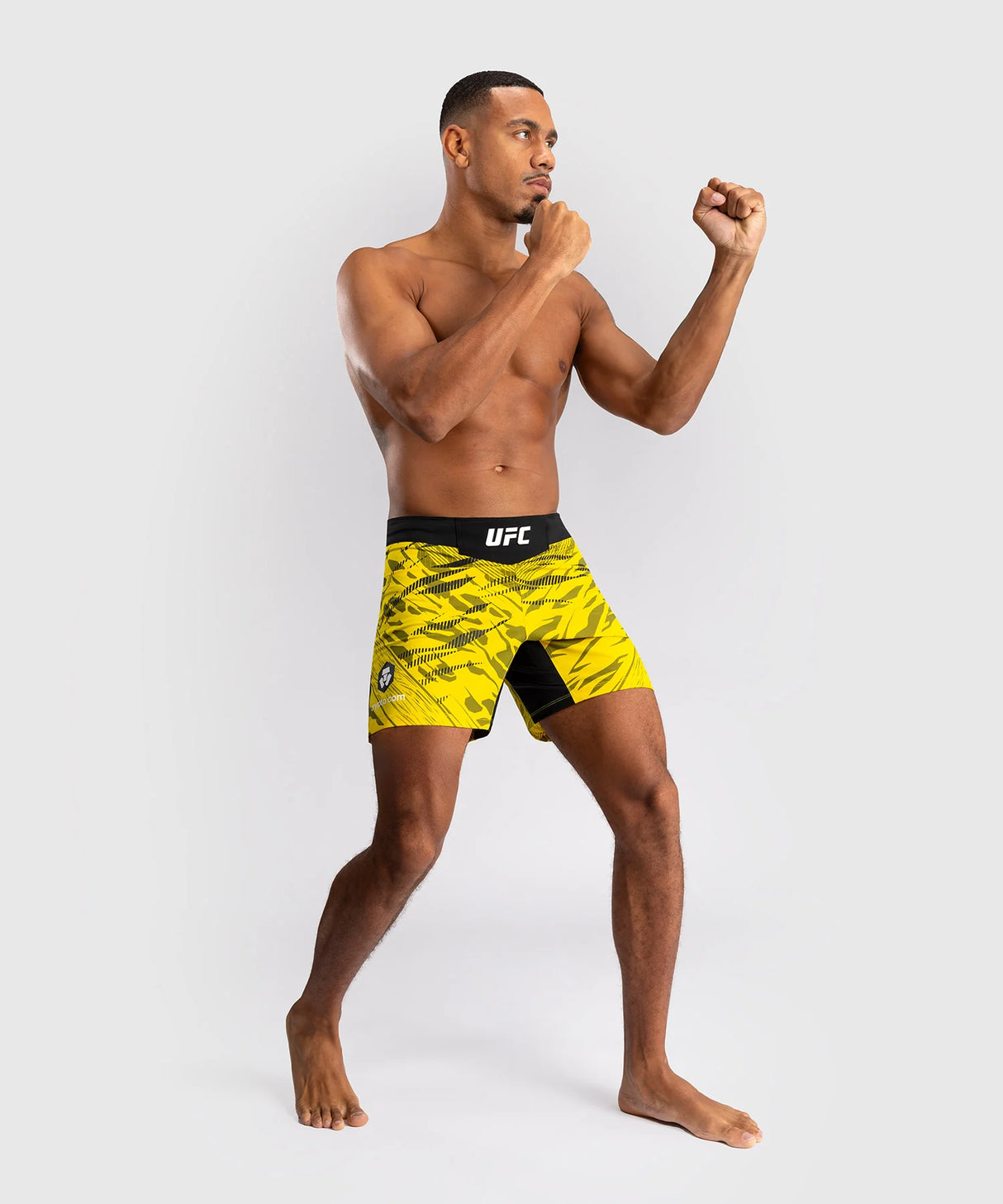 UFC Fusion by Venum Authentic Fight Night Men’s Short Fit Yellow Hlačke za MMA
