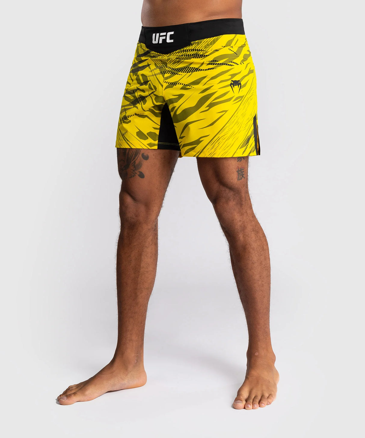 UFC Fusion by Venum Authentic Fight Night Men’s Short Fit Yellow Hlačke za MMA