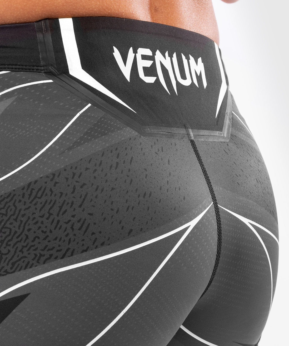 UFC Venum Authentic Fight Night Black ženske kratke pajkice