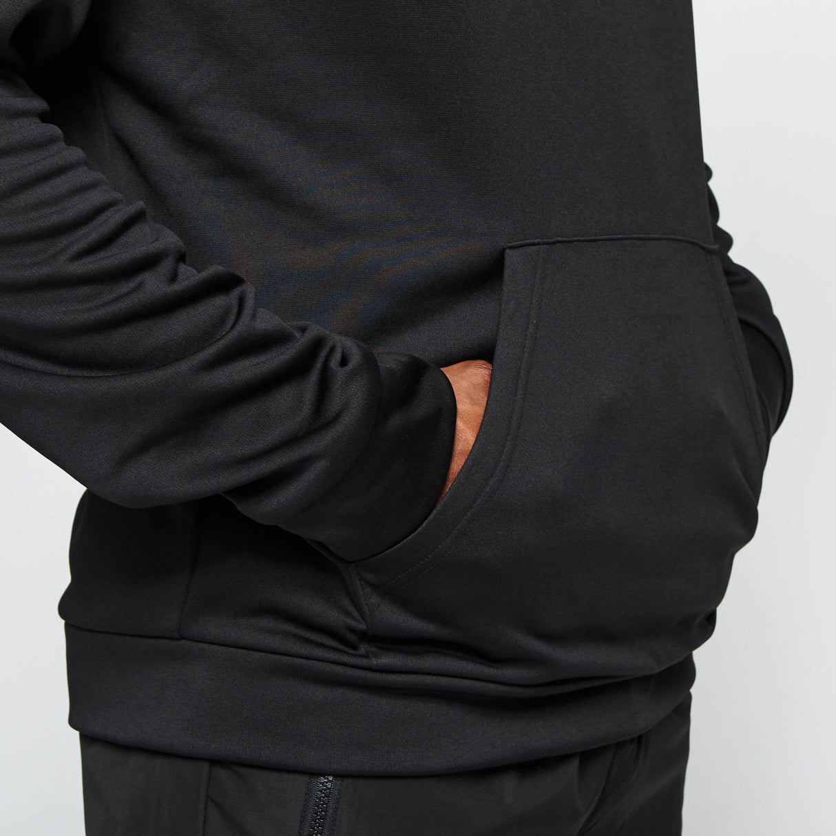 Leone 1947 ABX111 Logo Black kapucar