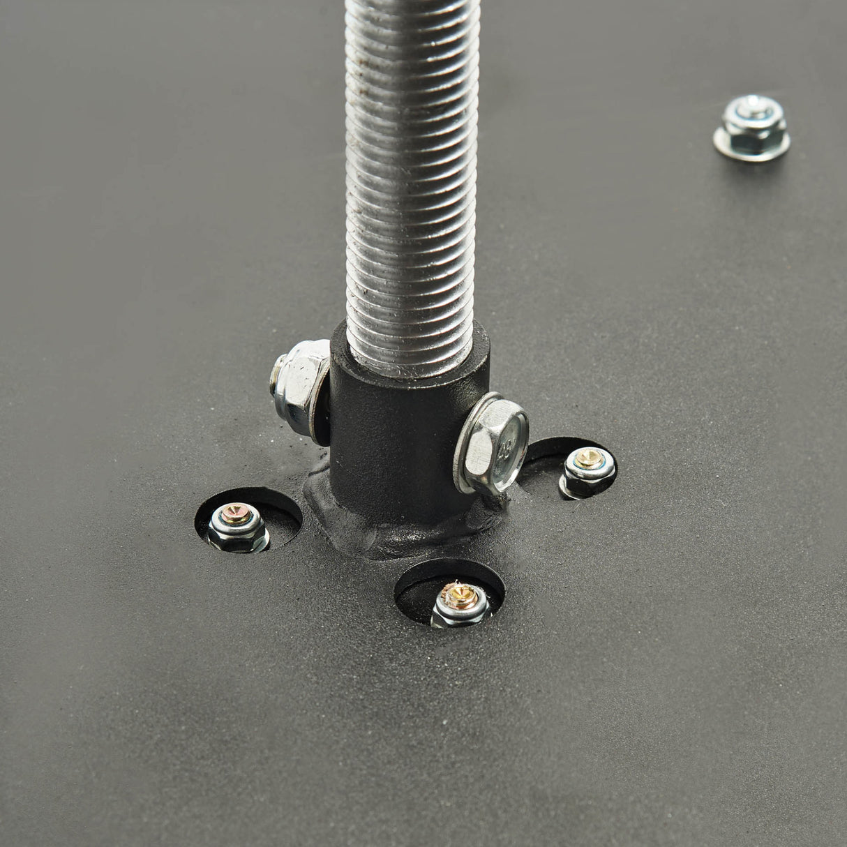 Leone 1947 AT702 platforma za hruško