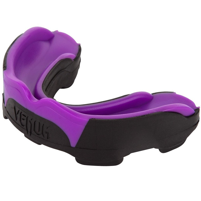Venum Predator Black/Purple ščitnik za zobe