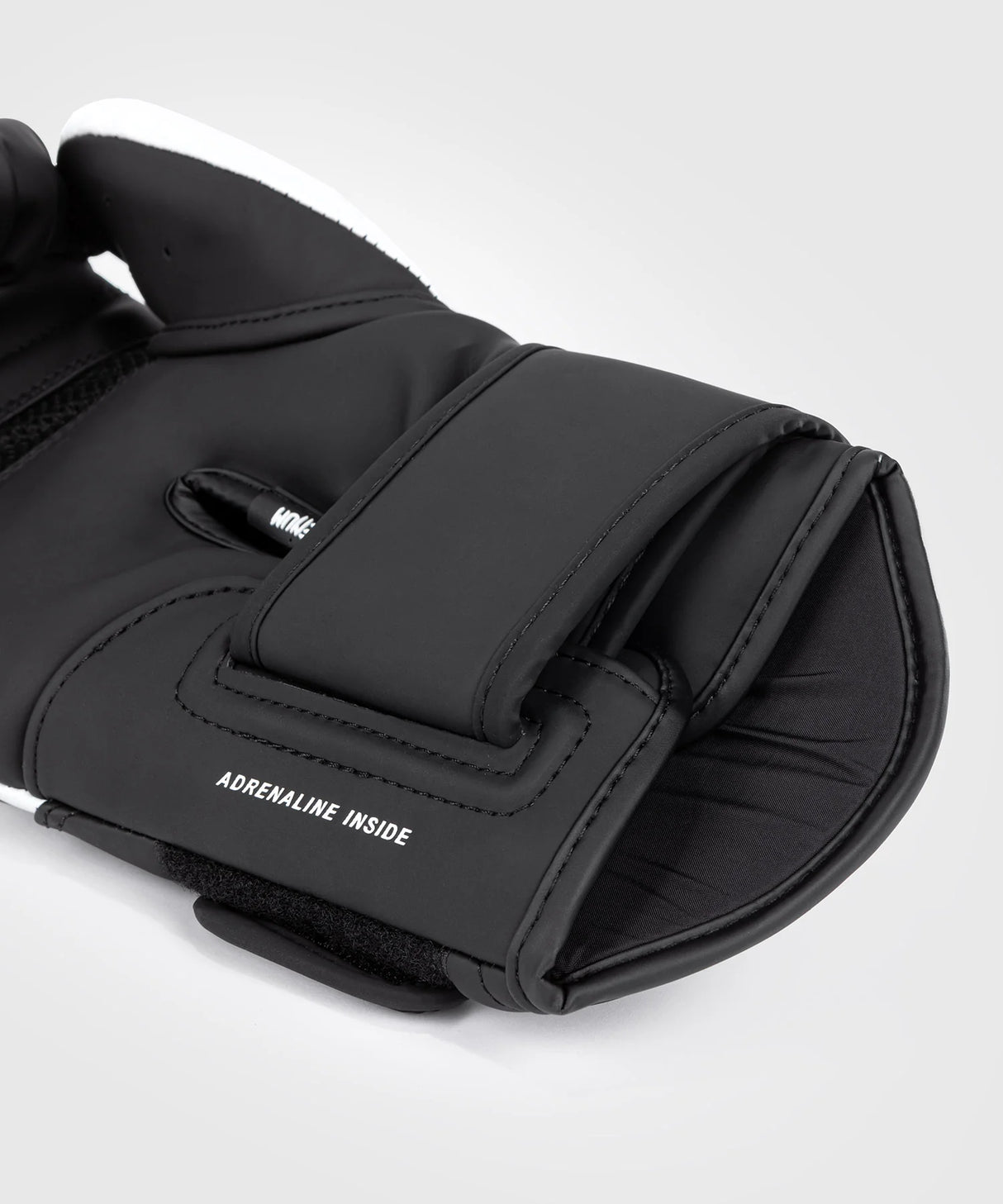 Venum Challenger 4.0 Black/White rokavice za boks