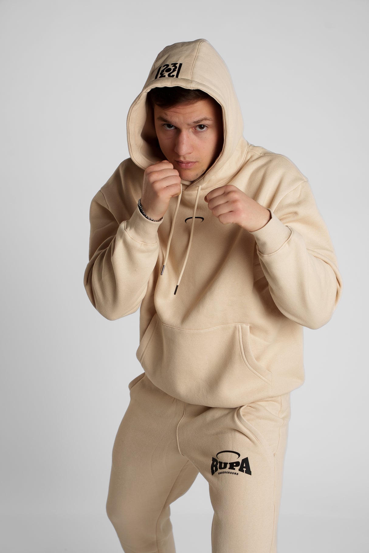 RUPA I BLKN01 I BEIGE/BLACK I HOODIE
