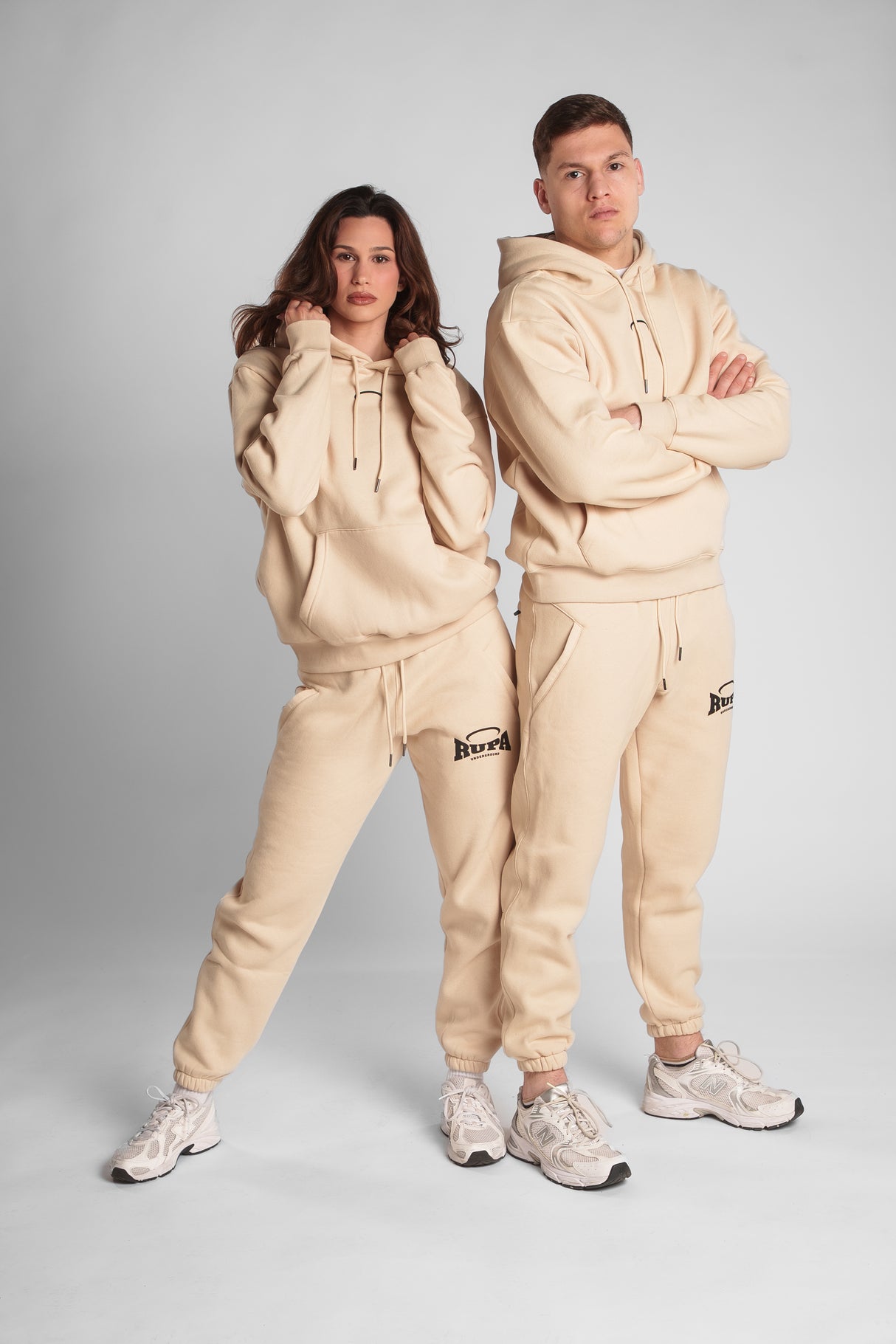 RUPA I BLKN01 I BEIGE/BLACK I HOODIE