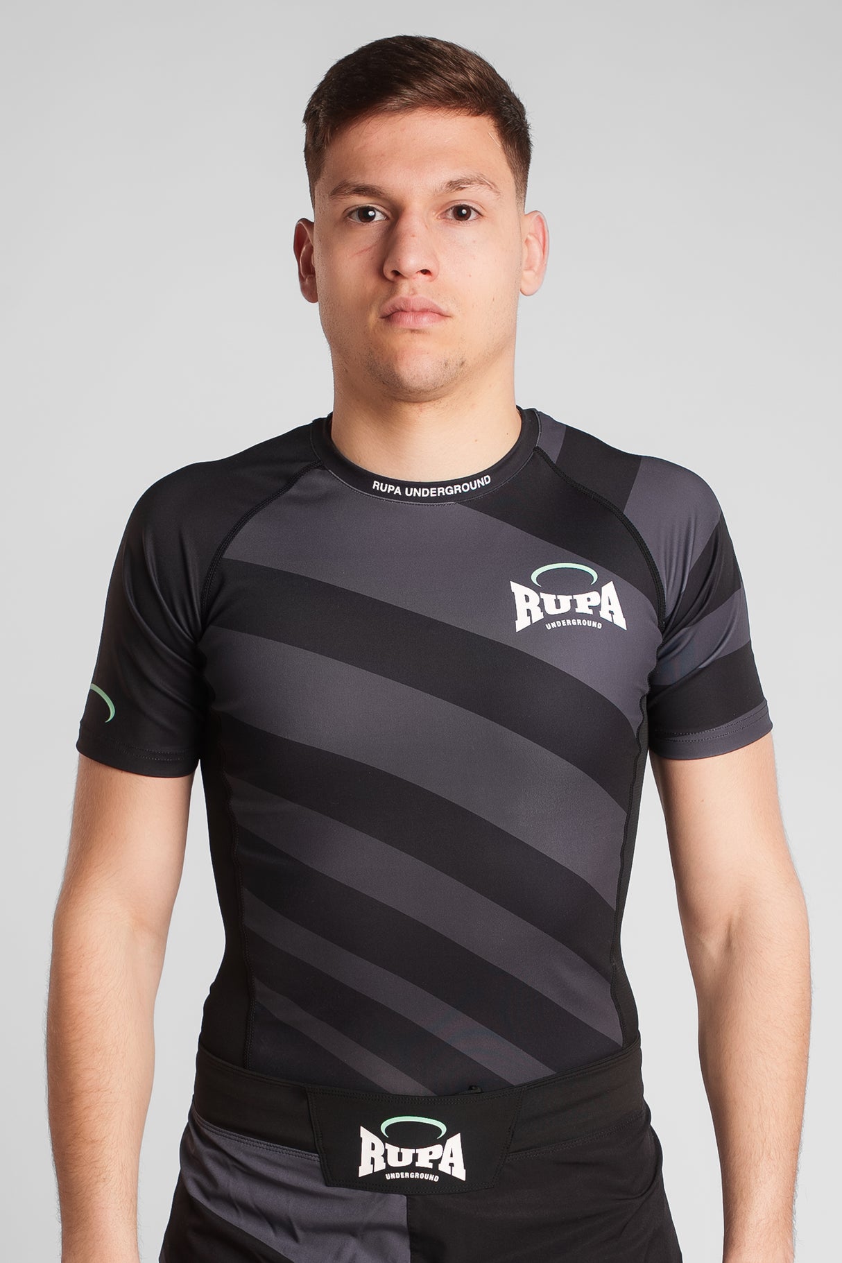 RUPA I BLKN01 I BLACK I RASHGUARD