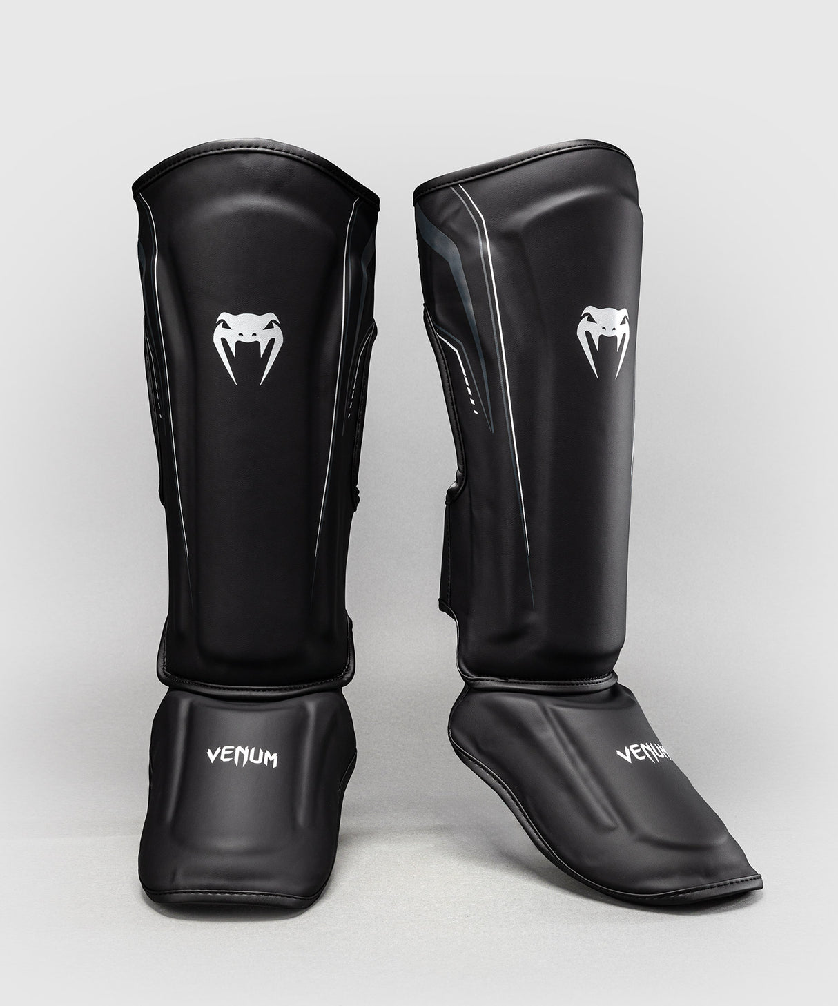 Venum Streamline Shin Guards - Black/White