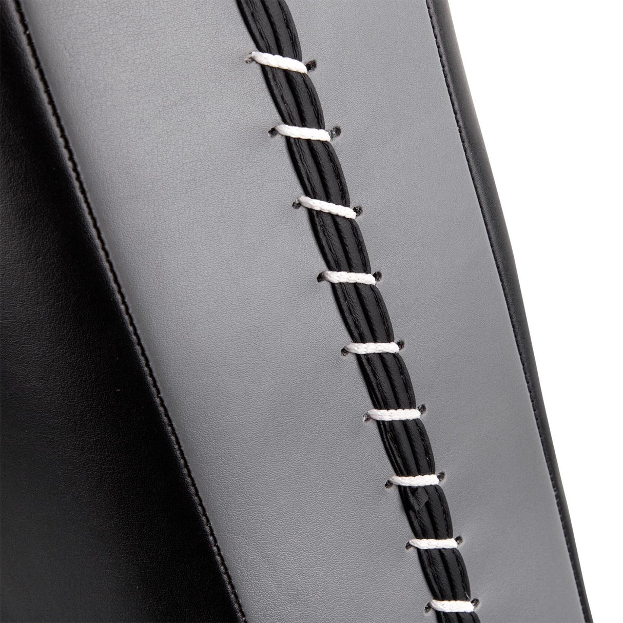 Ringhorns Charger Black ščit makivara