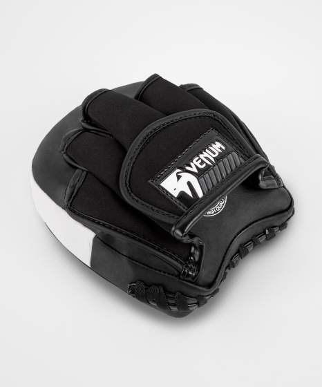 Venum Elite Thick Mini Black/White Fokuserji
