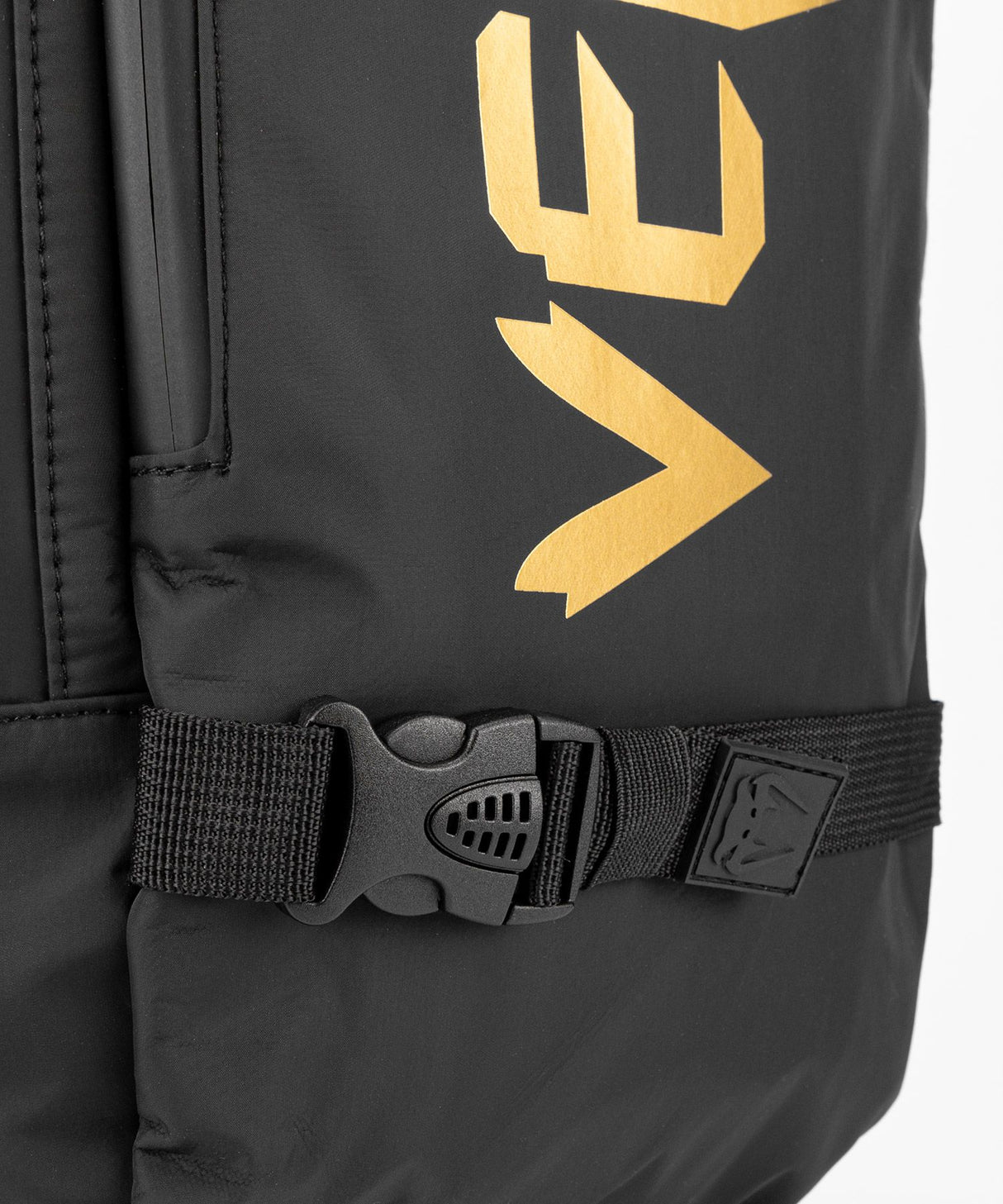 Venum Challenger Pro Evo Black/Gold ruksak