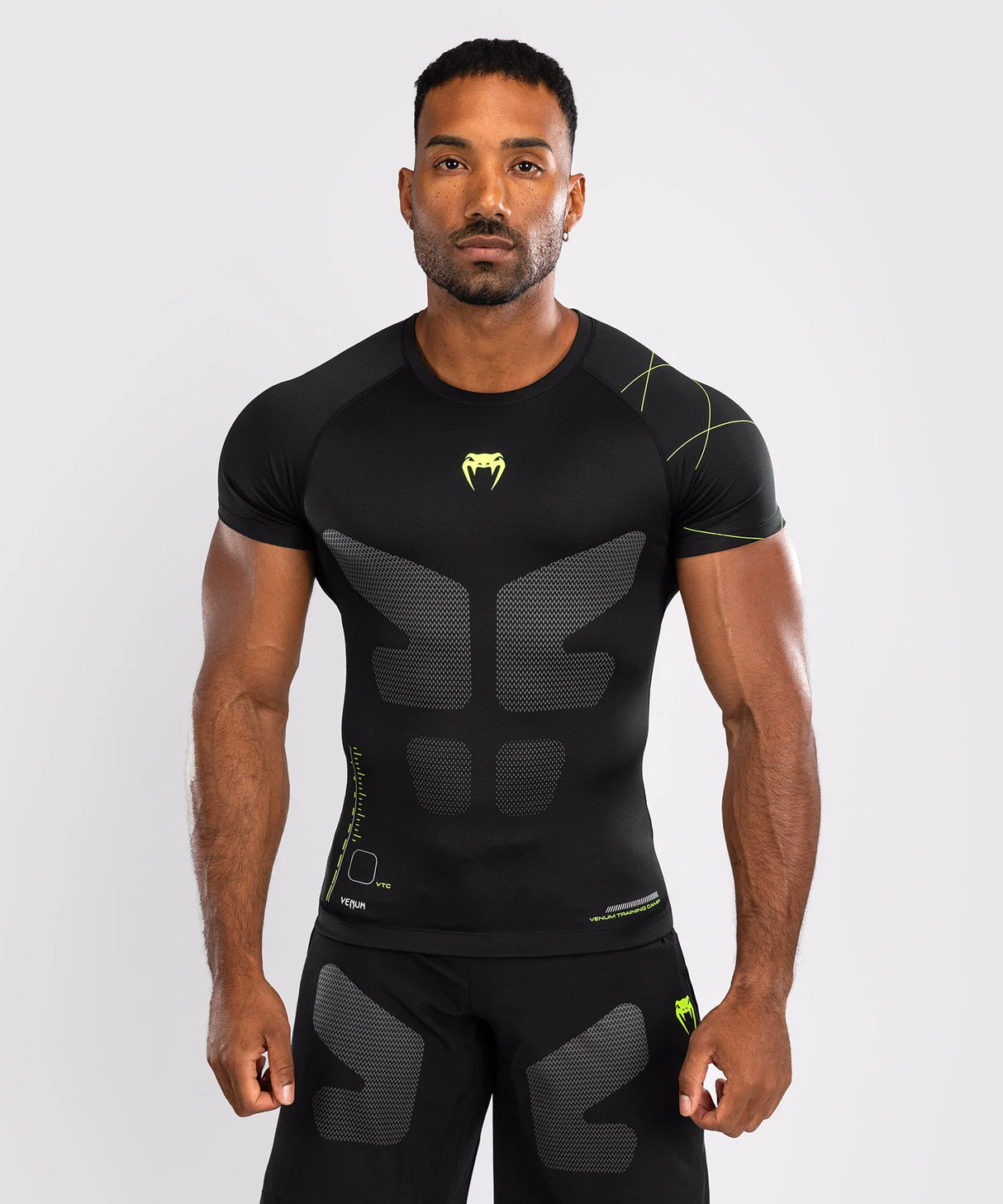 Venum Training Camp 4.0 Black/Neo Green Rashguard Kratki Rokavi