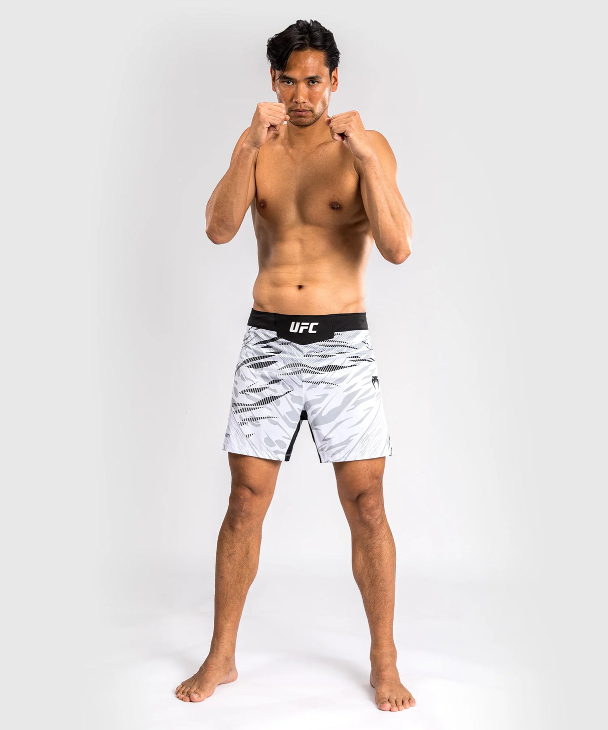 UFC Fusion by Venum Authentic Fight Night Men’s Short Fit White Hlačke za MMA