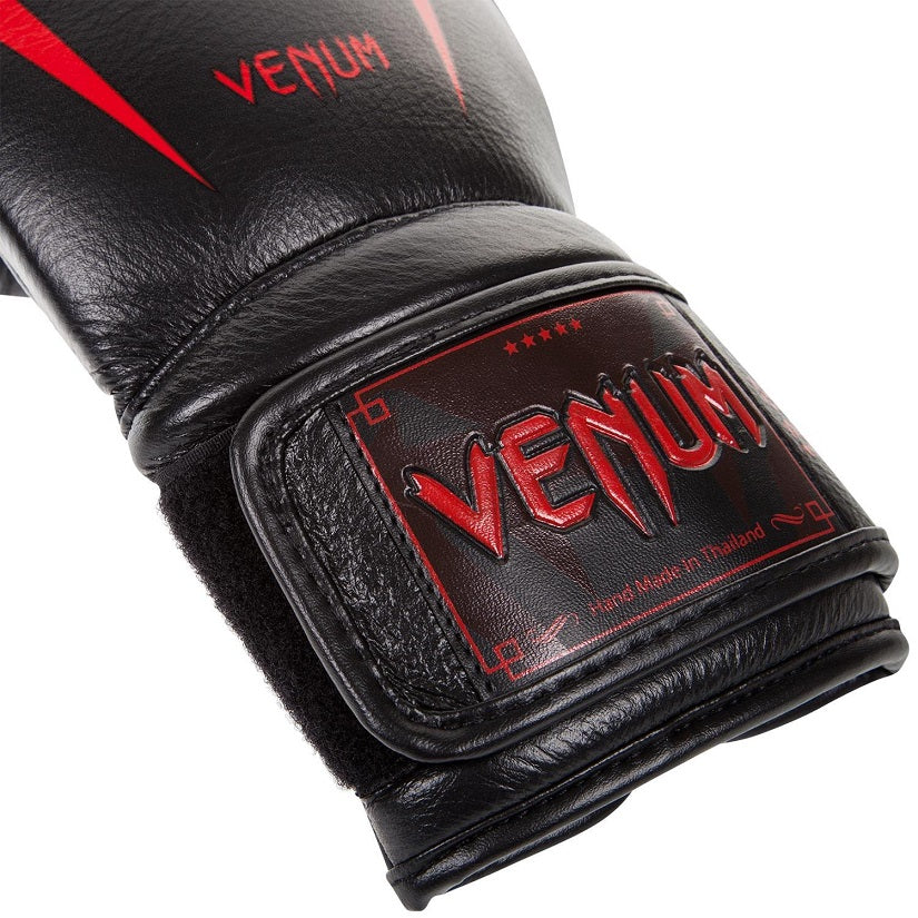 Venum Giant 3.0 Black/Red Gloves