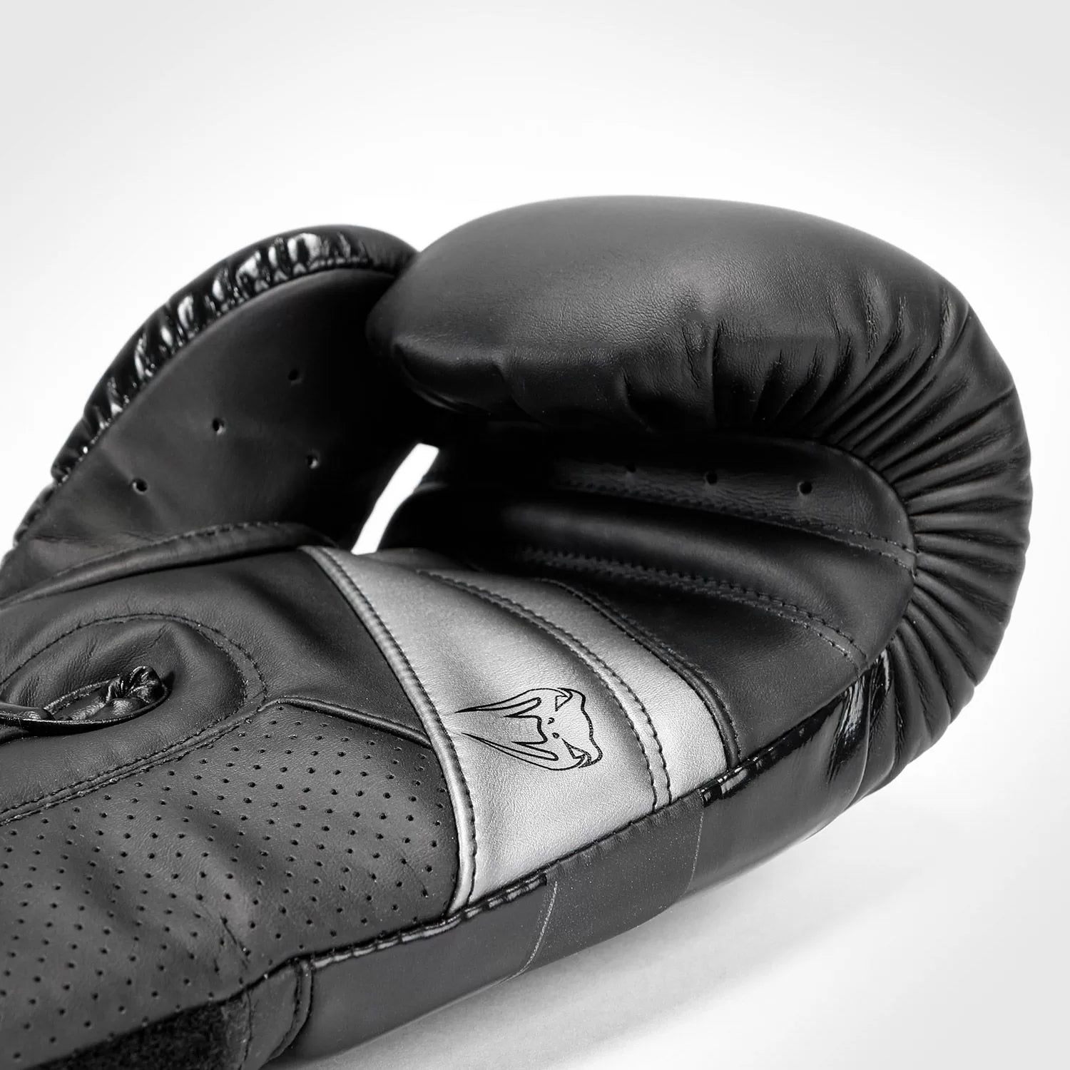 Venum Elite Evo Black/Black rokavice