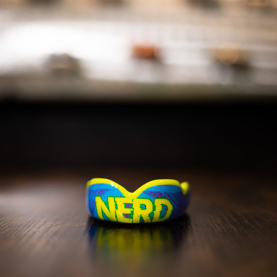 Damage Control Nerd ščitnik za zobe