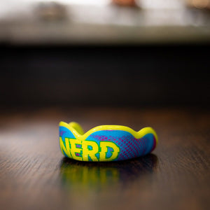 Damage Control Nerd ščitnik za zobe