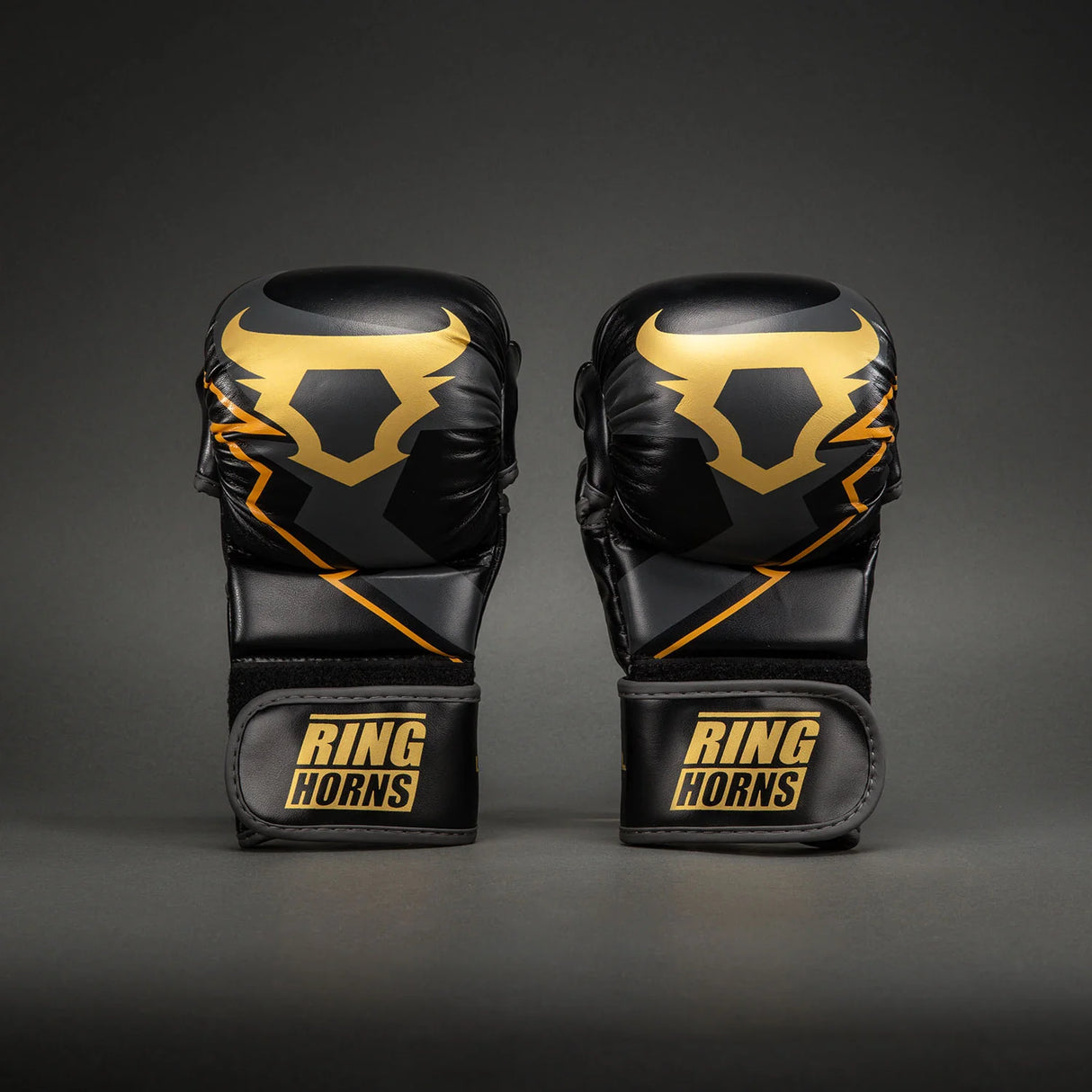 Ringhorns Charger Black/Gold rokavice za sparing