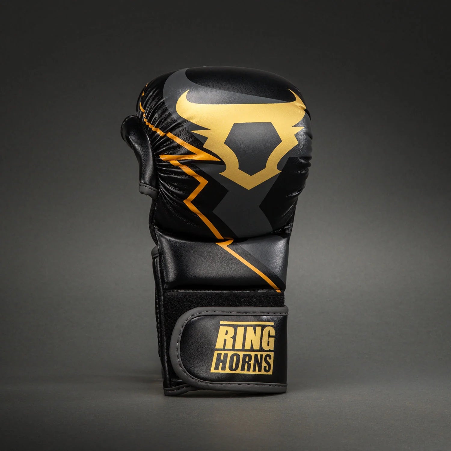Ringhorns Charger Black/Gold rokavice za sparing