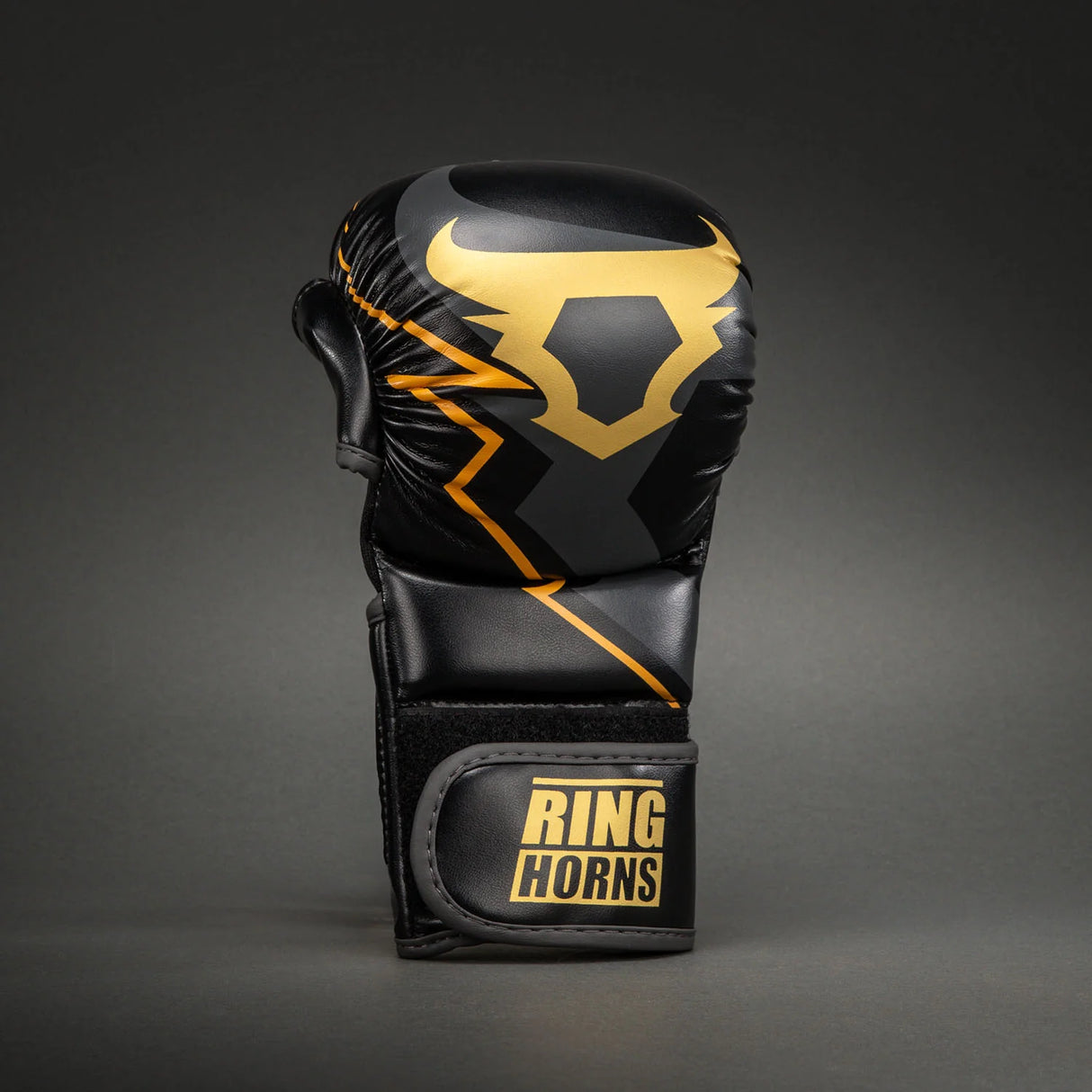 Ringhorns Charger Black/Gold rokavice za sparing
