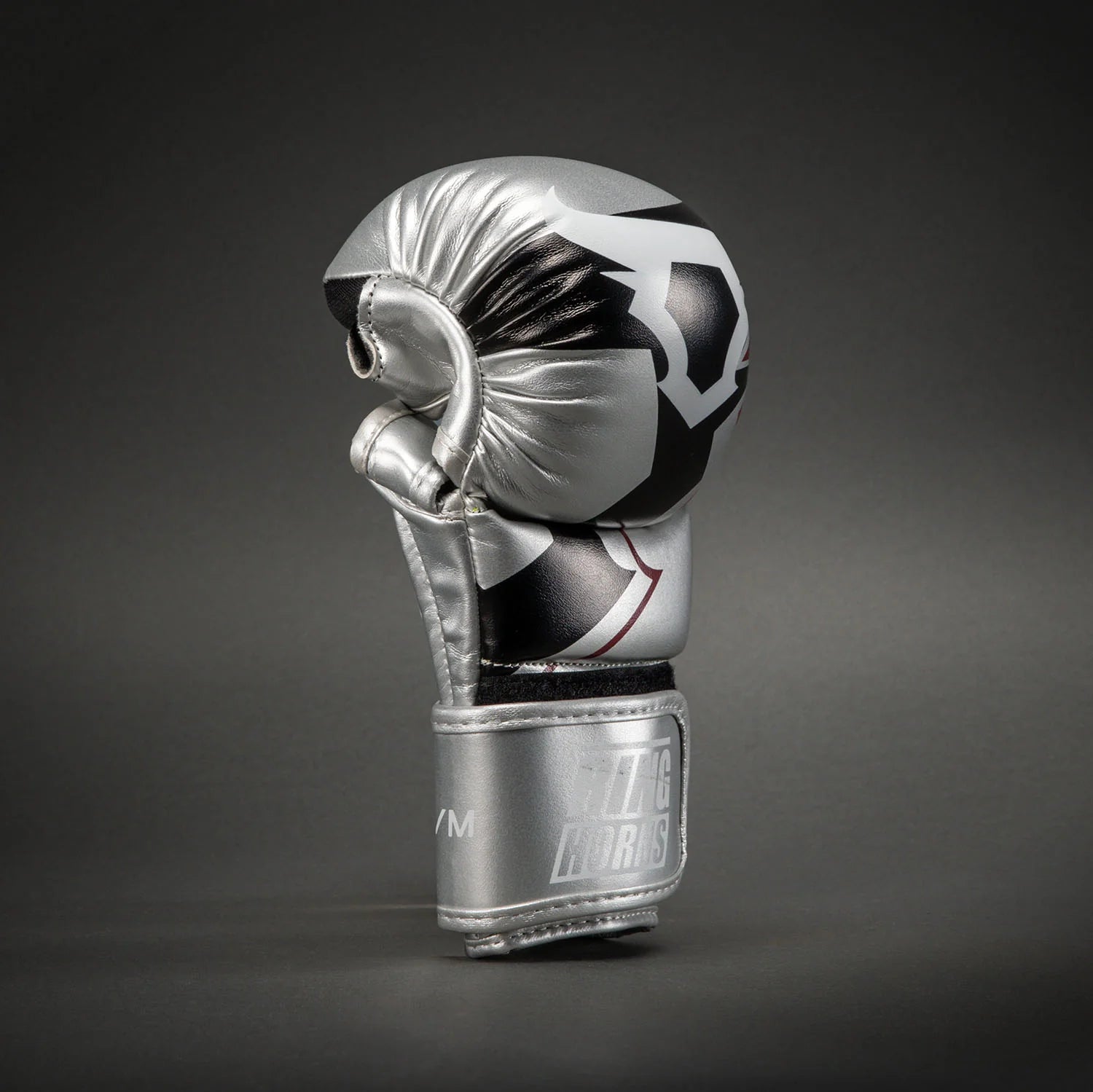 Ringhorns Charger Silver/Black rokavice za sparing