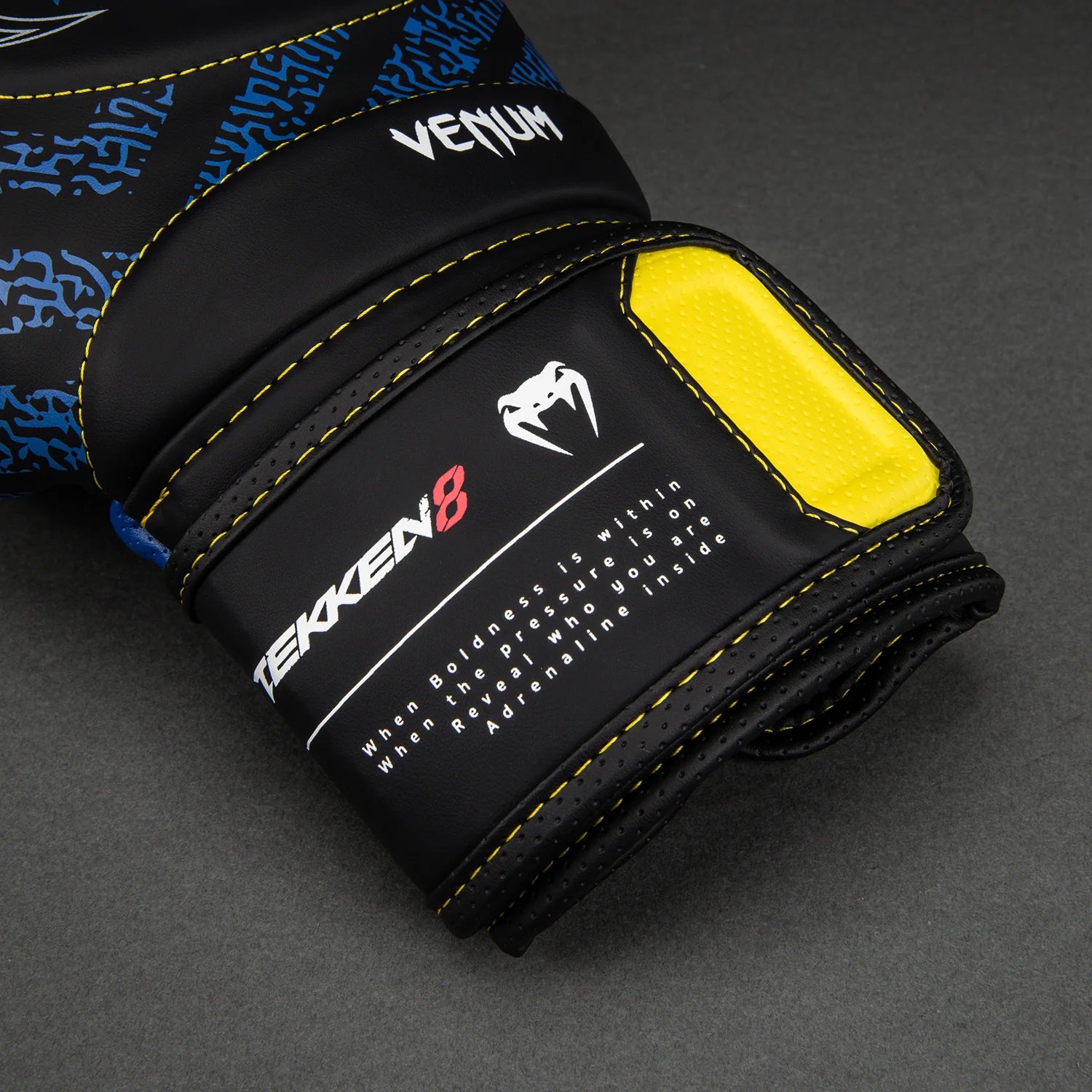 Venum x TEKKEN 8 - King - Black/Yellow rokavice za boks
