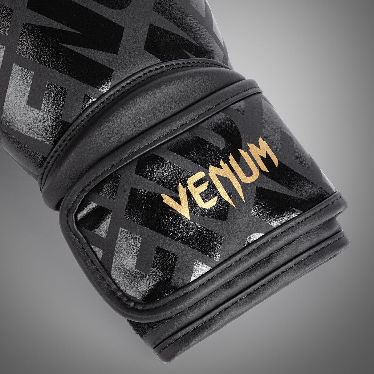 Kids Venum Contender 1.5 XT Black/Gold Gloves