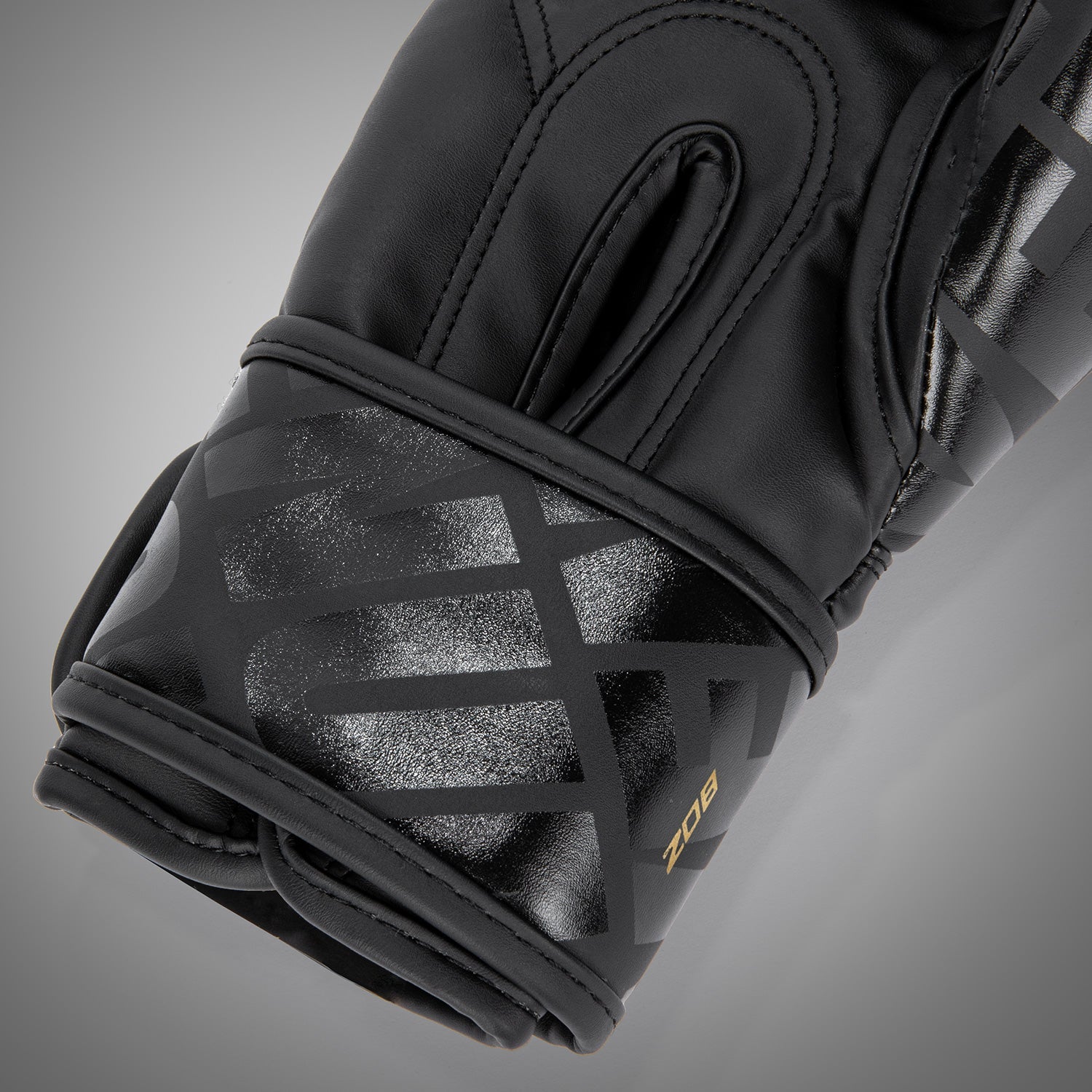 Kids Venum Contender 1.5 XT Black/Gold Gloves