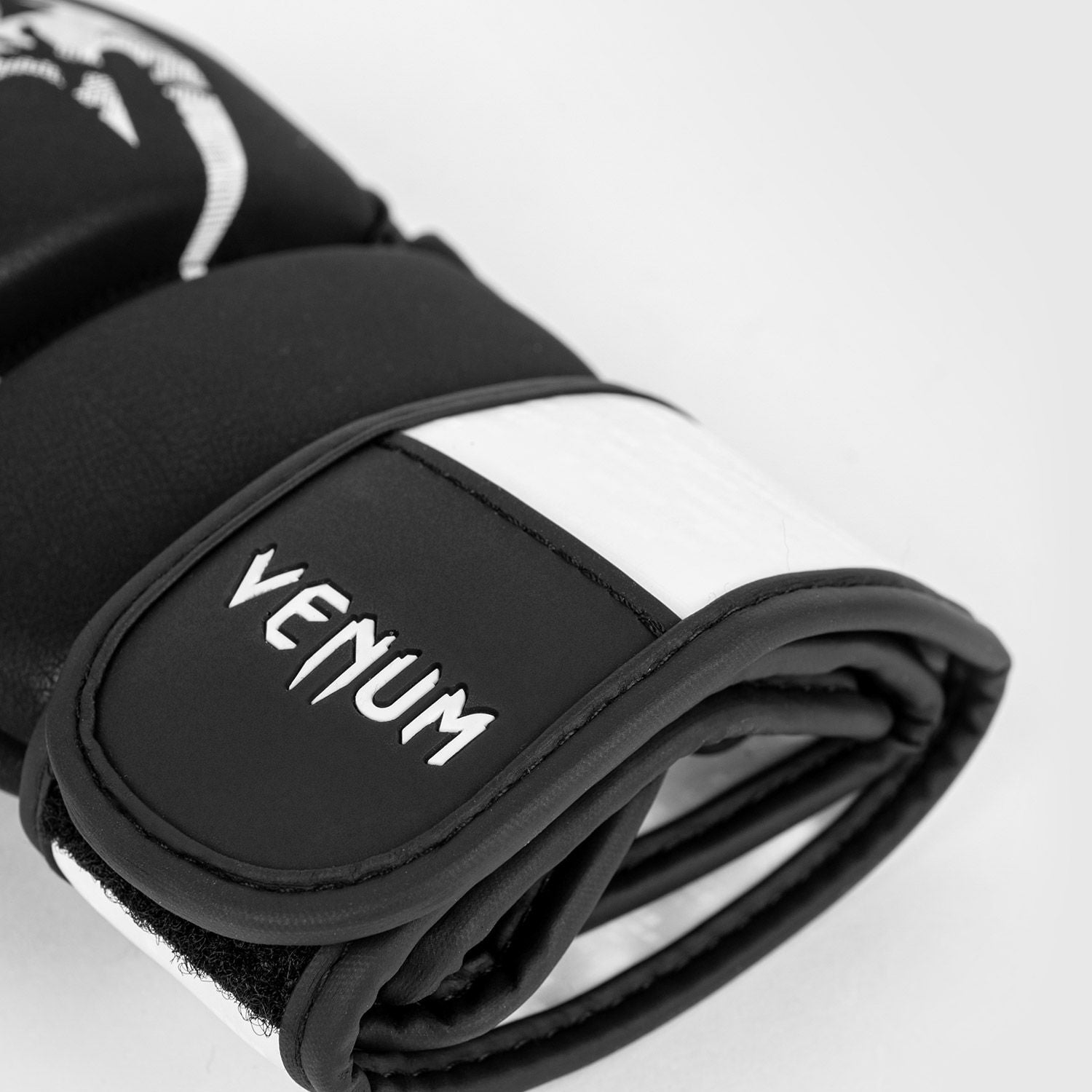 Venum Legacy MMA rokavice