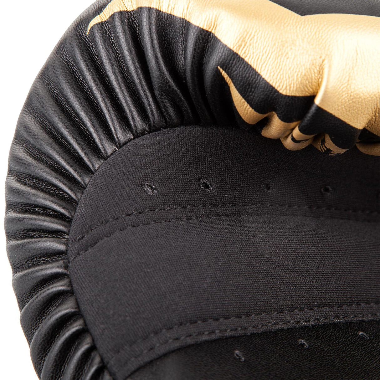 Venum Challenger 3.0 Black/Gold rokavice za boks
