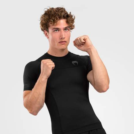Venum G-Fit Air Black Rashguard Kratek rokav