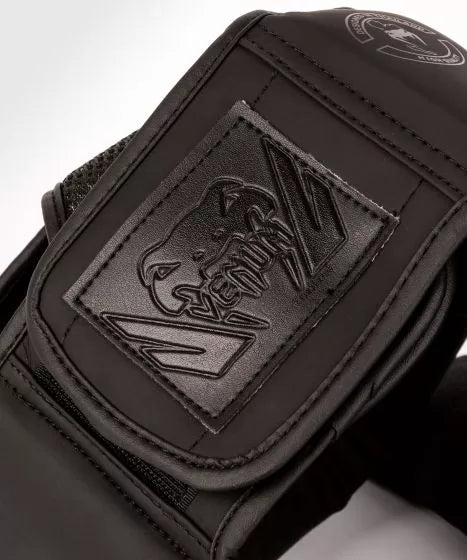 Otroška Venum Challenger Black/Black čelada