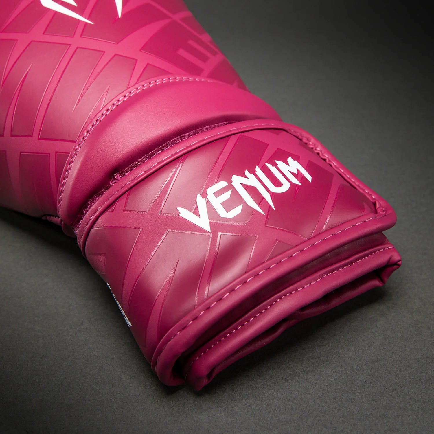 Venum Contender 1.5 XT 3D Old Pink rokavice za boks