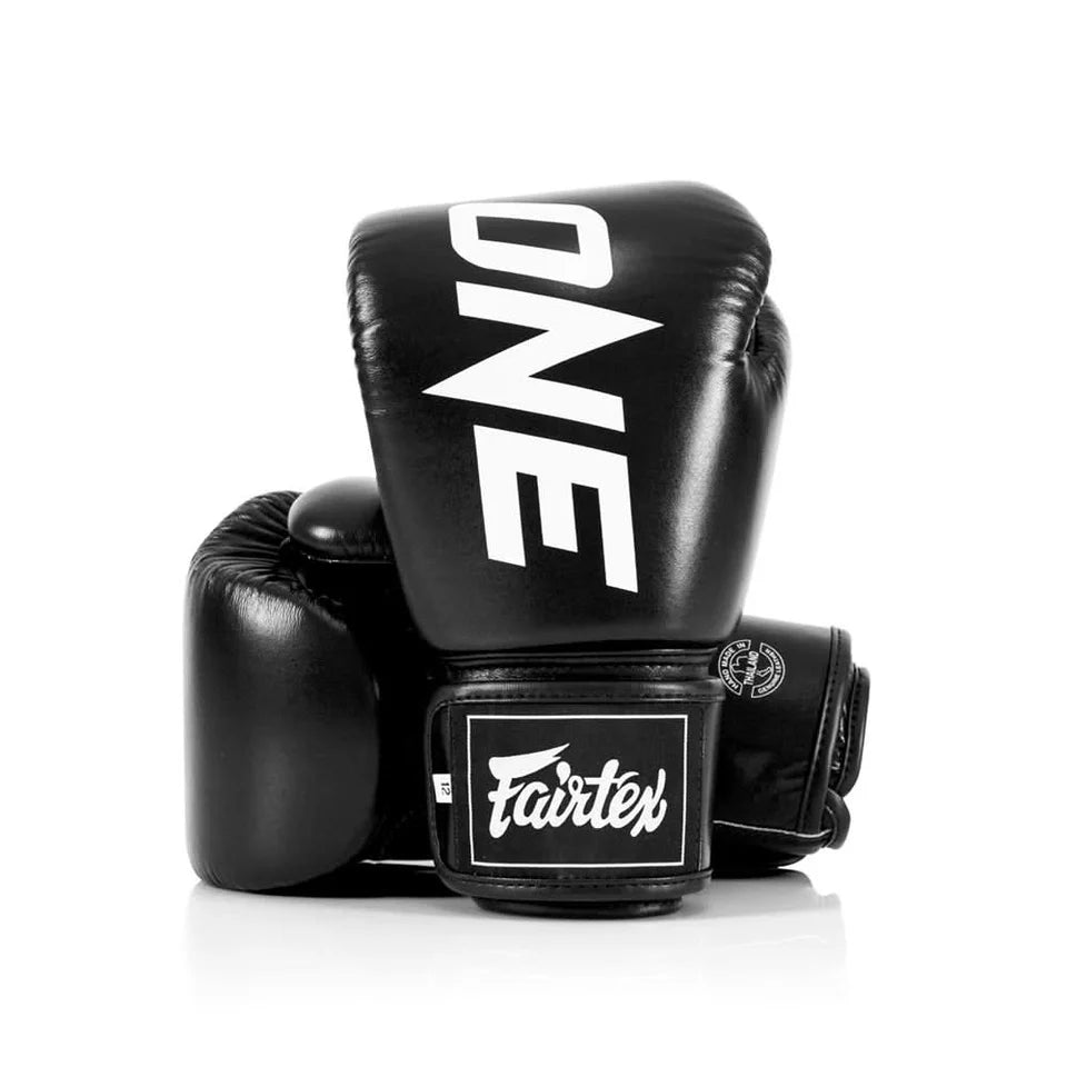 Fairtex x ONE  BGV1-B Black rukavice