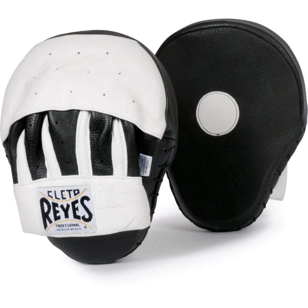 Cleto Reyes Curved White Fokuserji