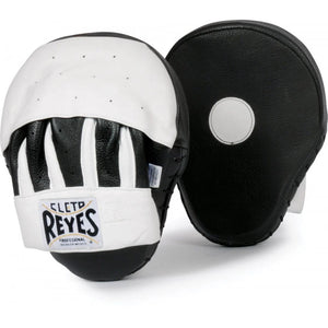 Cleto Reyes Curved White Fokuserji