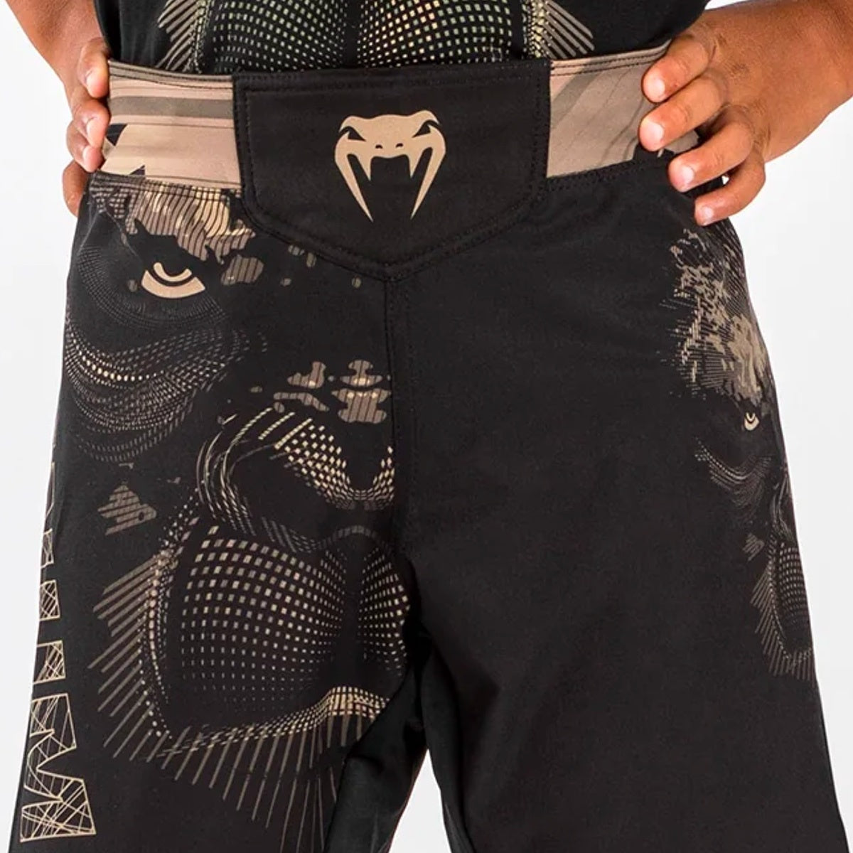 Venum Gorilla Jungle Black/Sand otroške hlačke za mma