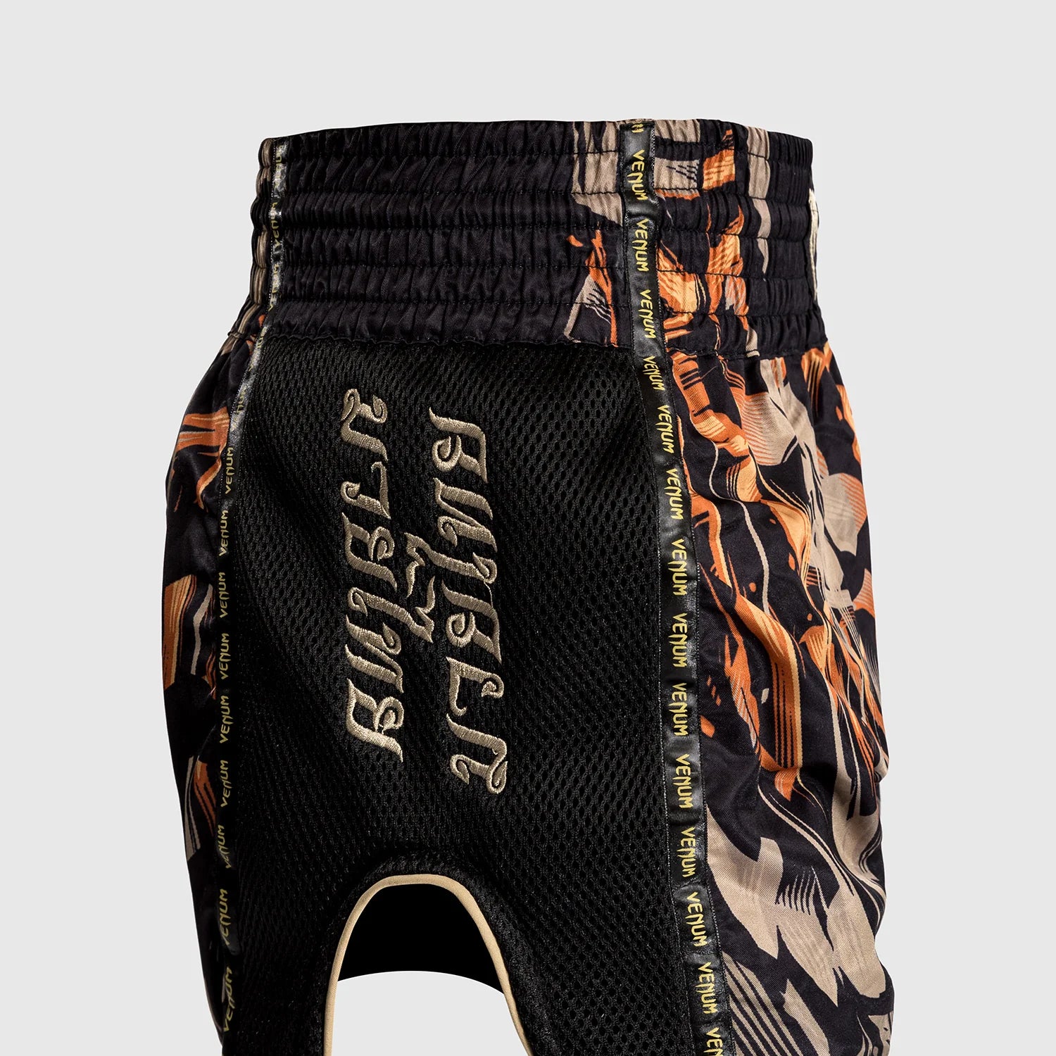 Venum Tiger Black/Neon Orange Hlačke Za Tajski Boks