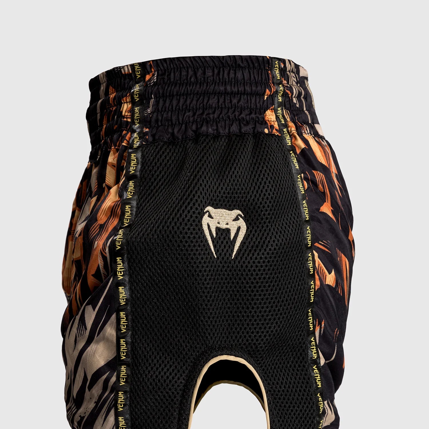 Venum Tiger Black/Neon Orange Hlačke Za Tajski Boks