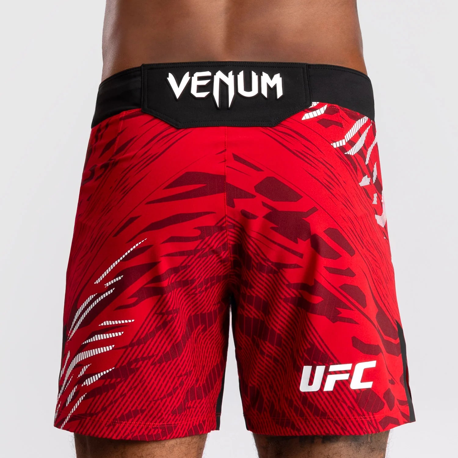 UFC Fusion by Venum Authentic Fight Night Men’s Short Fit Red Hlačke za MMA