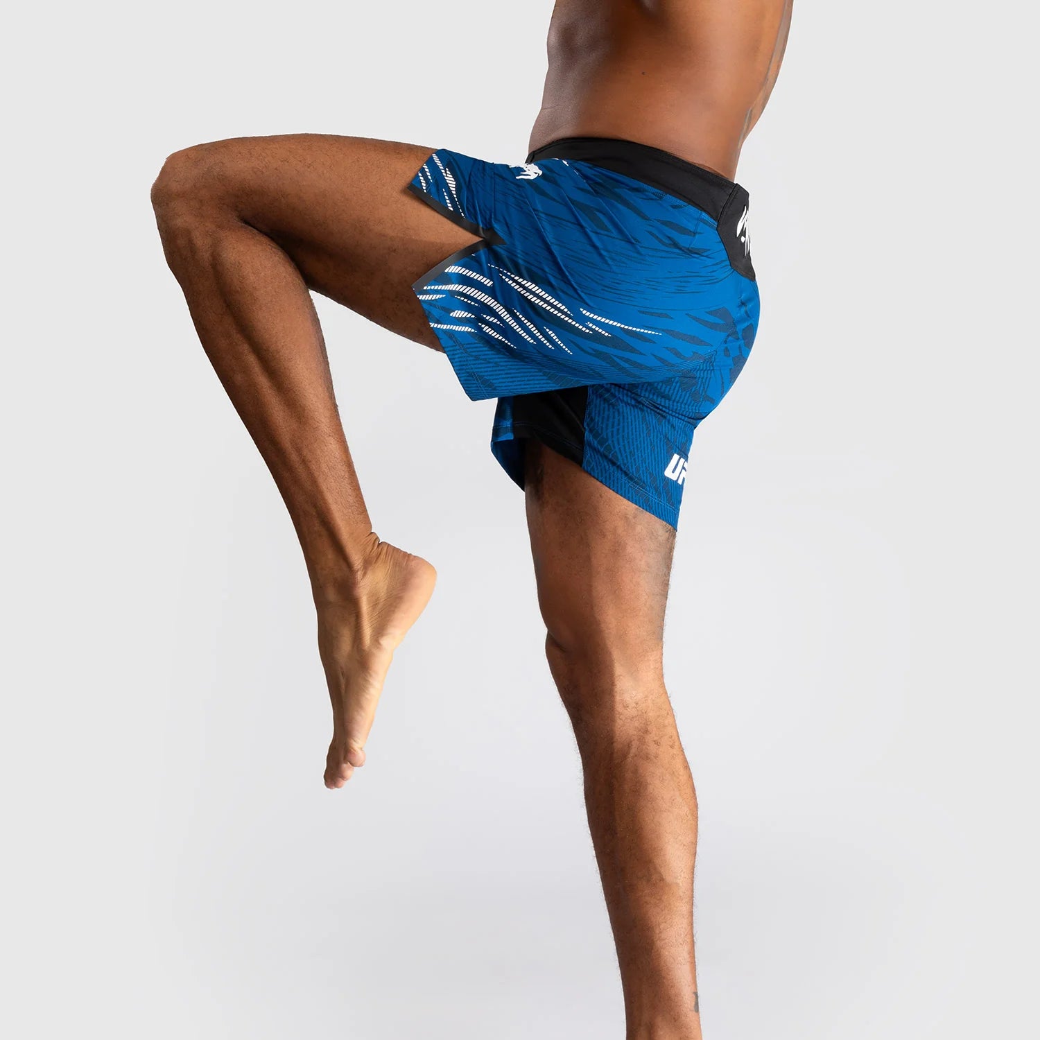 UFC Fusion by Venum Authentic Fight Night Men’s Short Fit Blue Hlačke za MMA