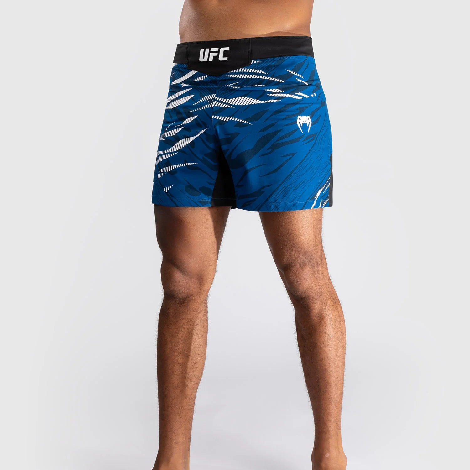 UFC Fusion by Venum Authentic Fight Night Men’s Short Fit Blue Hlačke za MMA