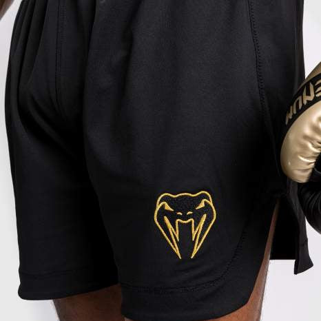 Venum Classic Black/Gold hlačke za boks
